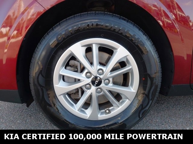 Used 2024 Kia Carnival LX image 10