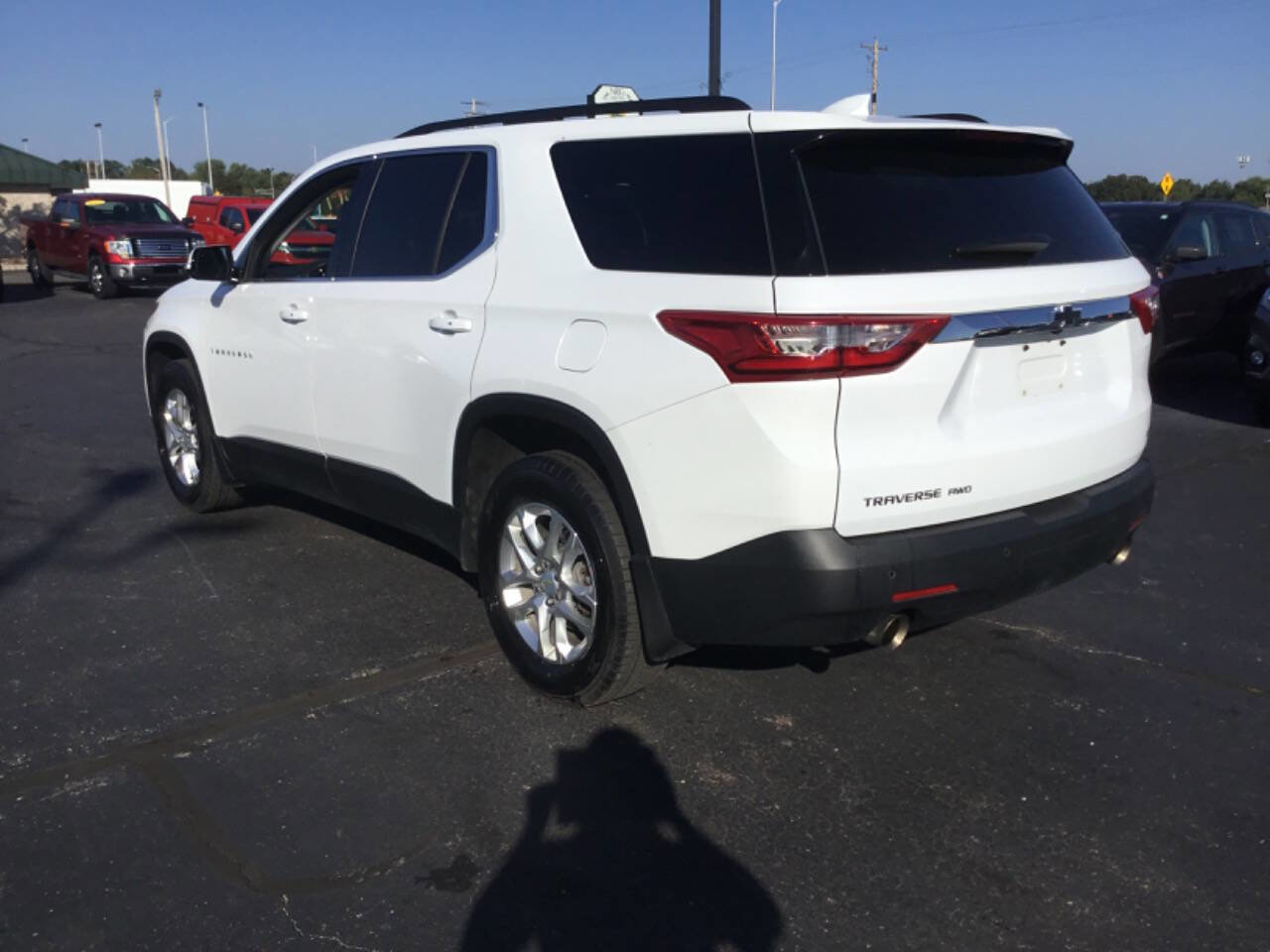 Used 2019 Chevrolet Traverse LT image 3