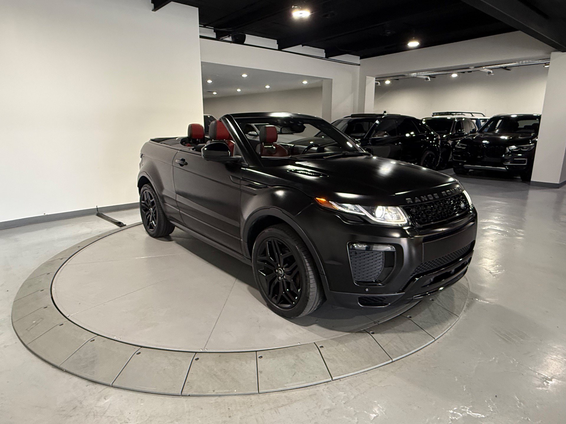 Used 2018 Land Rover Range Rover Evoque HSE Dynamic AWD/4WD image 8