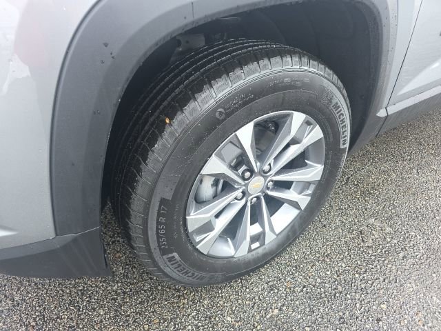 New 2026 Chevrolet Equinox LT w/ Convenience Package II AWD/4WD image 8