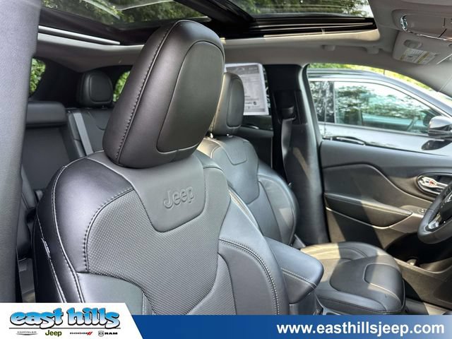 Certified 2022 Jeep Cherokee Limited w/ Elite Package AWD/4WD image 17