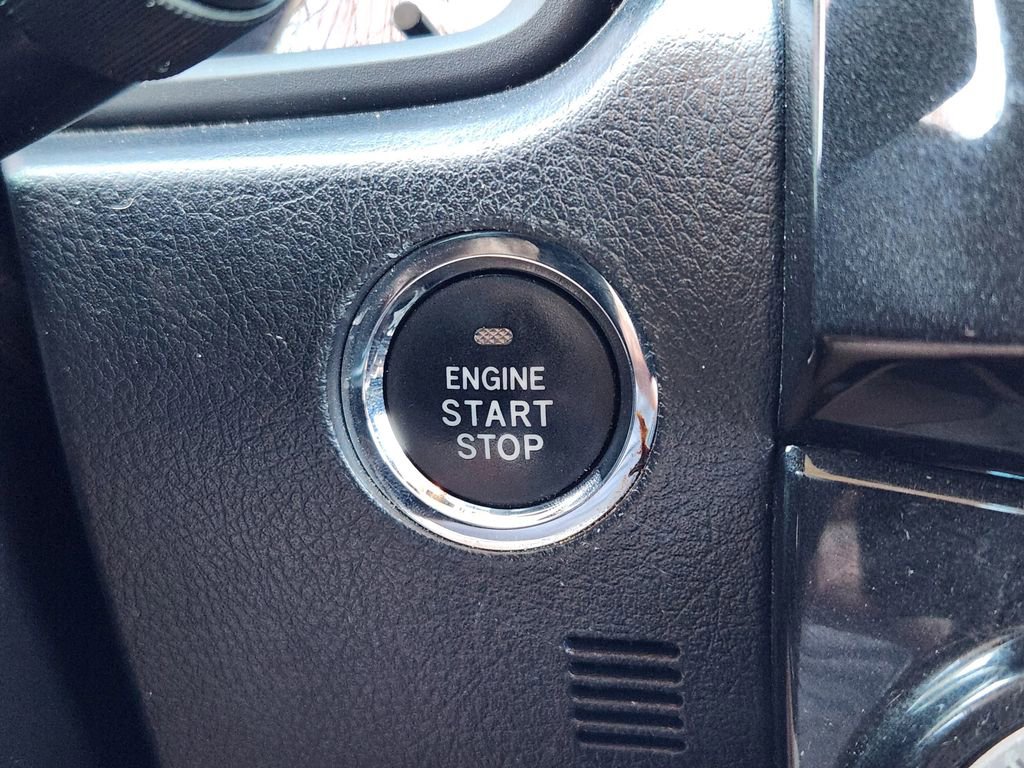 Used 2019 Toyota 4Runner Limited AWD/4WD image 20