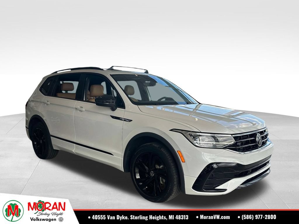 Certified 2023 Volkswagen Tiguan SE R-Line AWD/4WD image 6