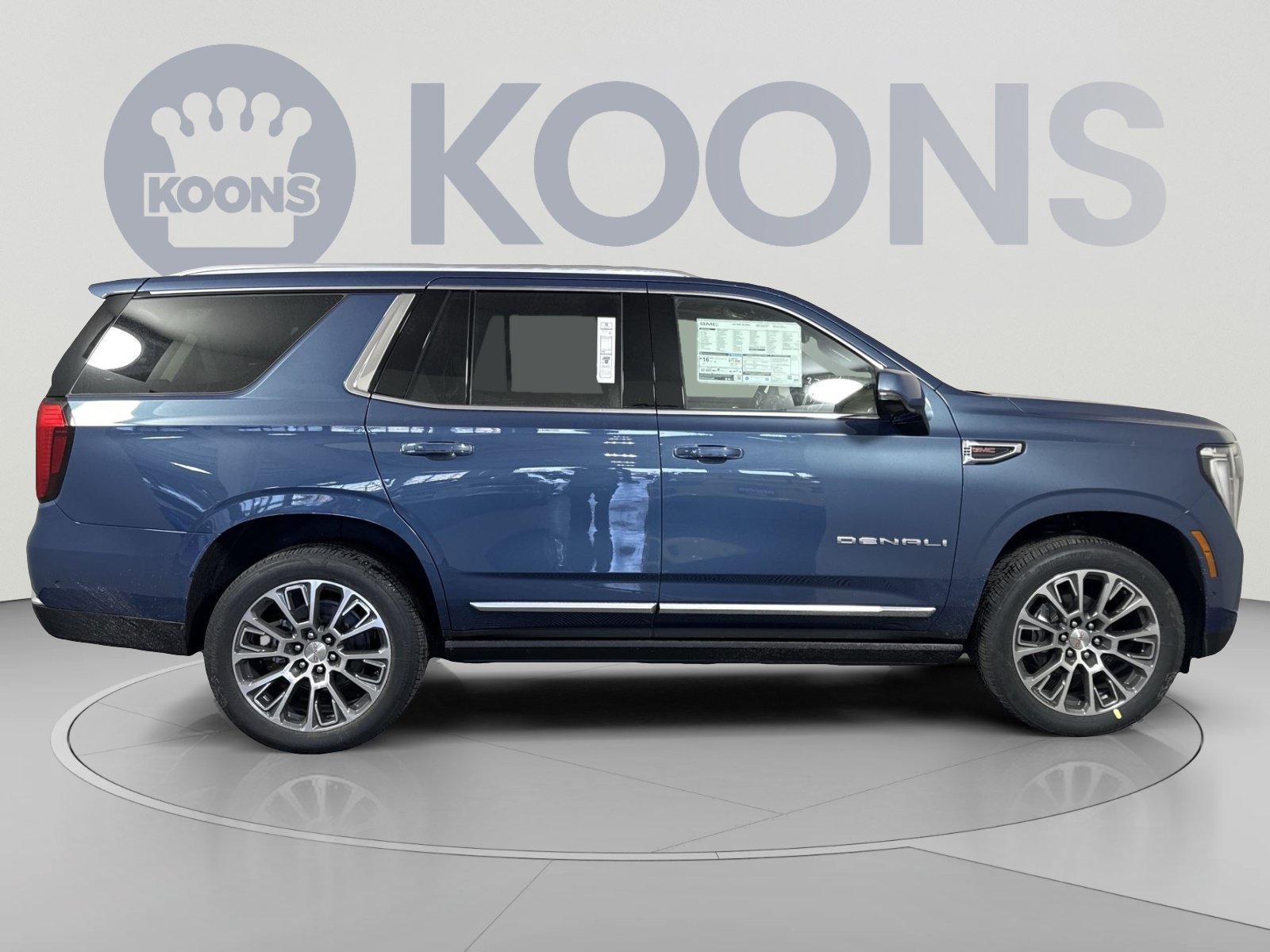 New 2026 GMC Yukon Denali w/ Denali Reserve Package AWD/4WD image 8