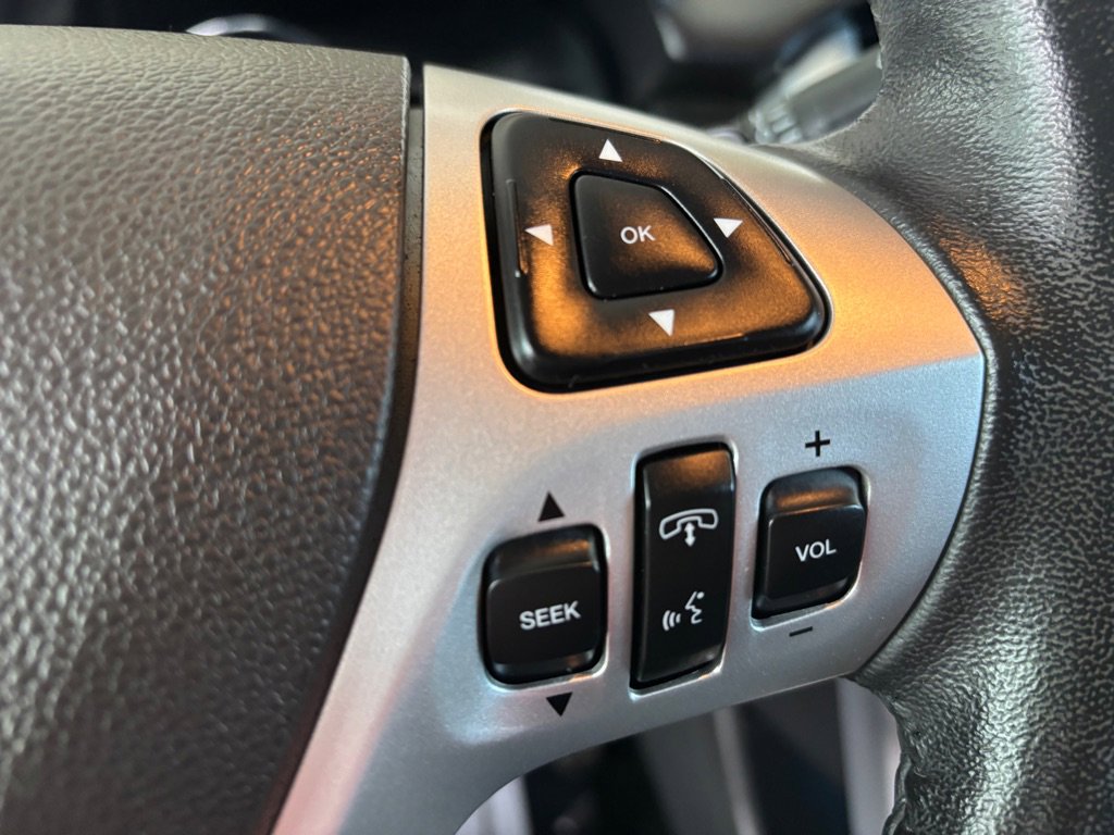 Used 2013 Ford Edge Sport w/ Driver Entry Pkg FWD image 9