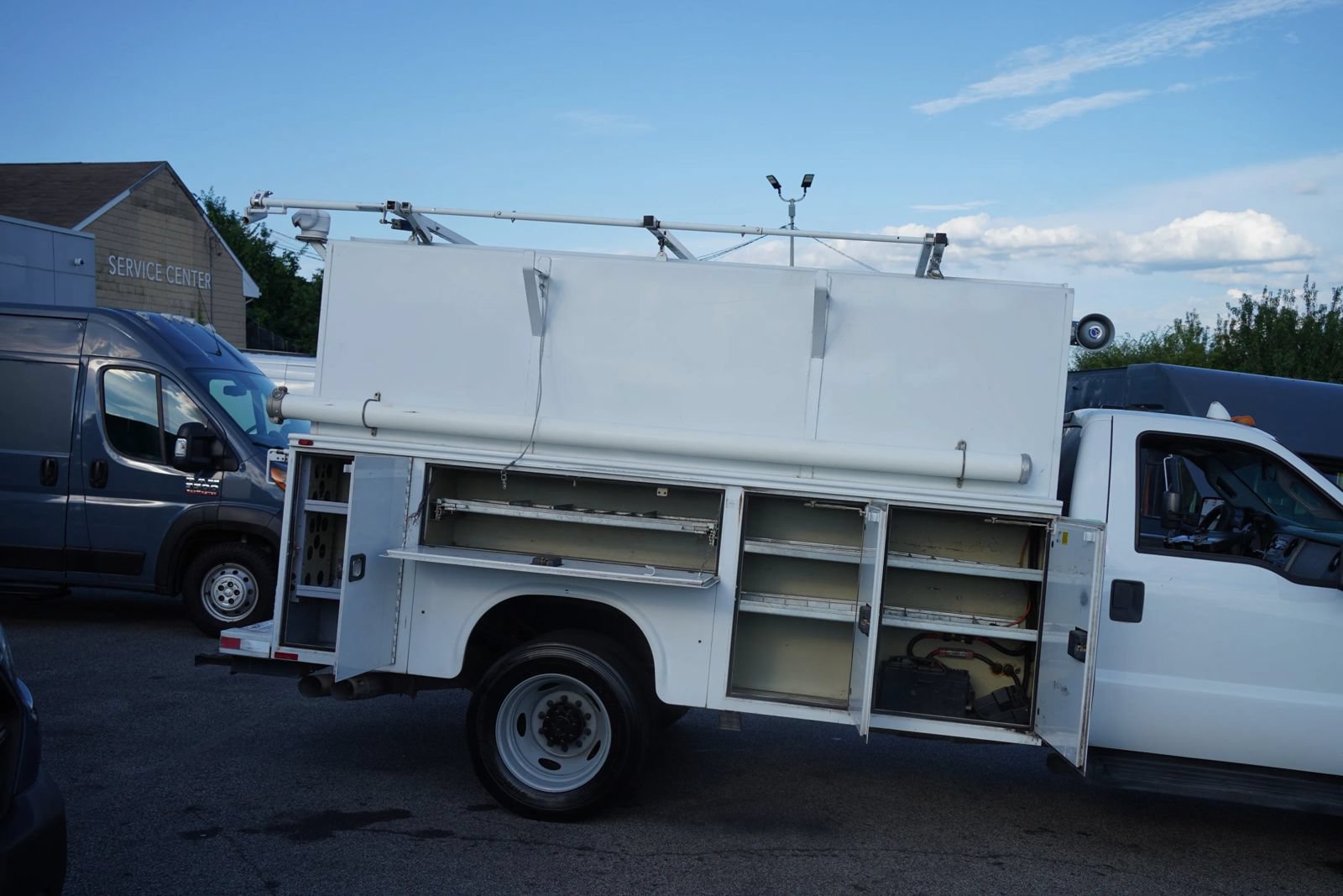 Used 2016 Ford F550 4x4 Regular Cab Super Duty image 14