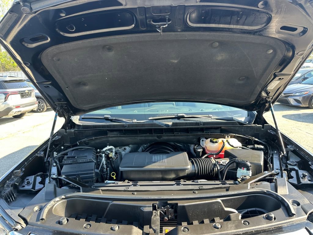 Used 2023 GMC Yukon SLT w/ SLT Luxury Package image 22