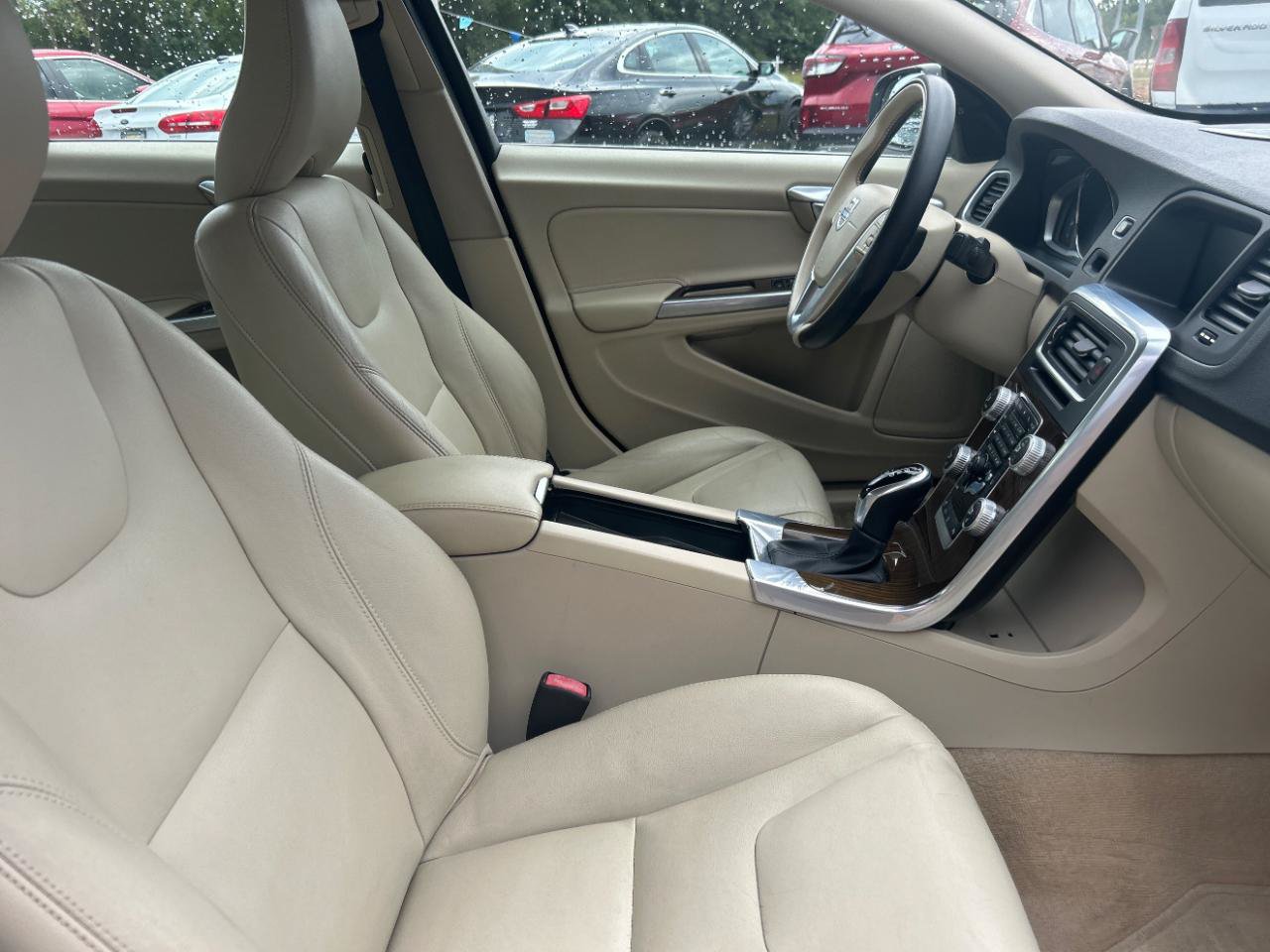 Used 2016 Volvo S60 T5 Premier w/ Convenience Package FWD image 24