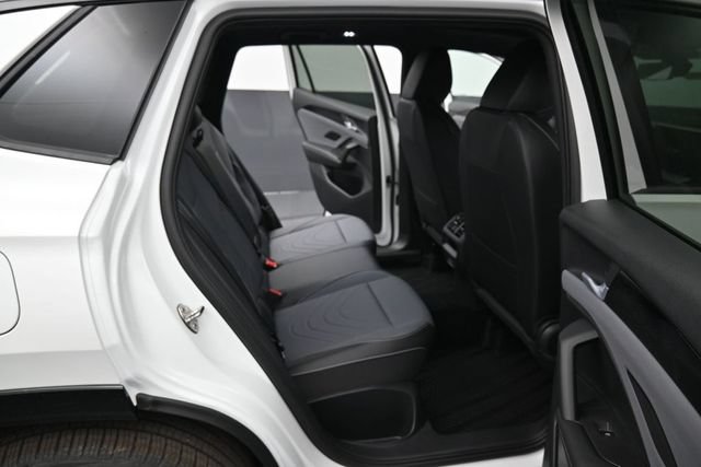 New 2026 Volkswagen Tiguan SE R-Line FWD image 13