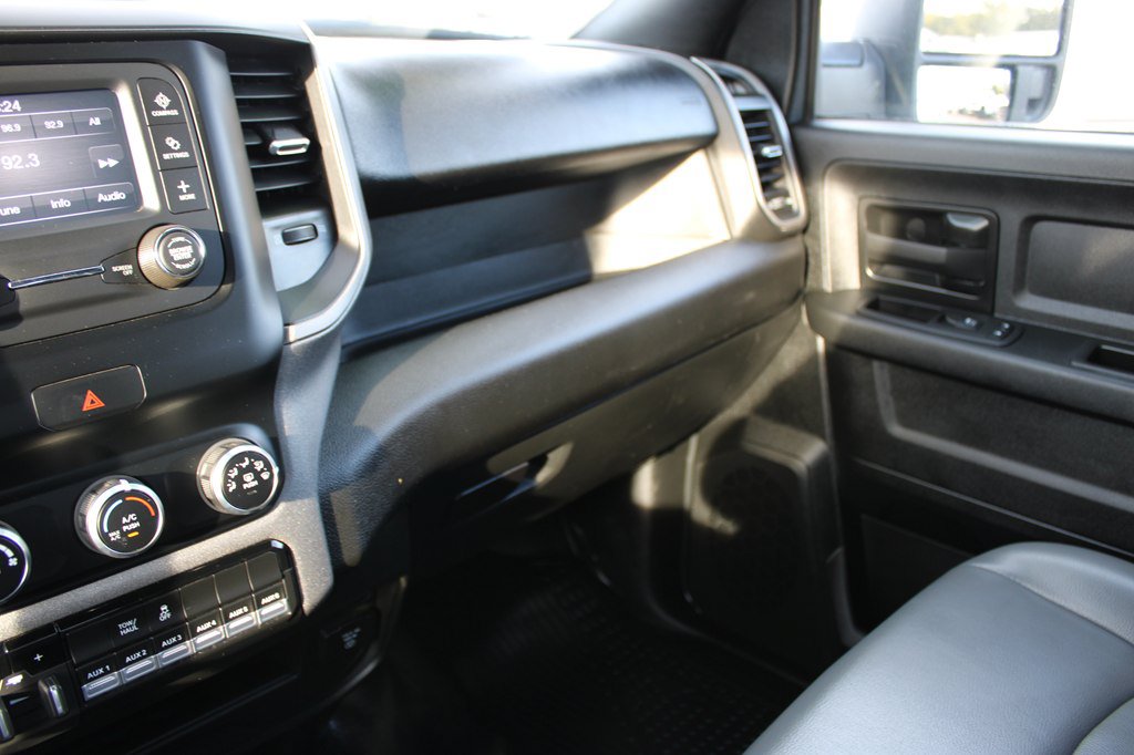 Used 2024 RAM 2500 Tradesman w/ Chrome Appearance Group AWD/4WD image 35