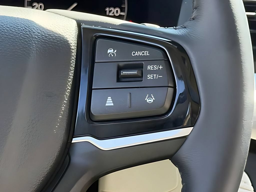 Used 2025 Honda Odyssey EX-L image 11