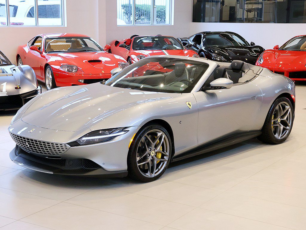 Certified 2026 Ferrari Roma Spider RWD image 25