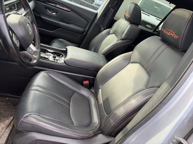 Used 2023 Honda Pilot TrailSport image 9