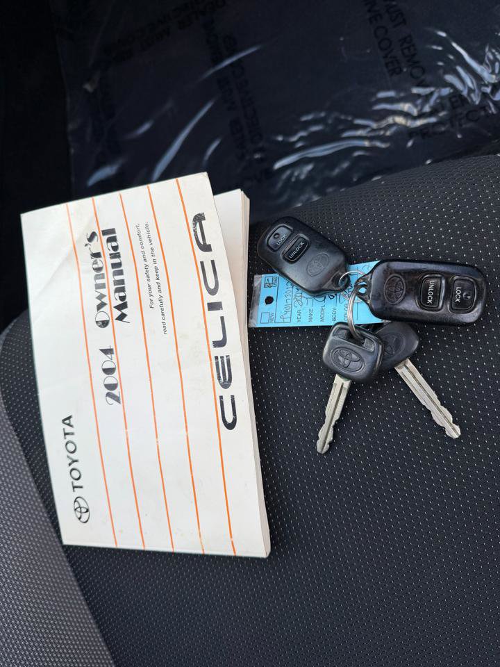Used 2004 Toyota Celica GT image 21