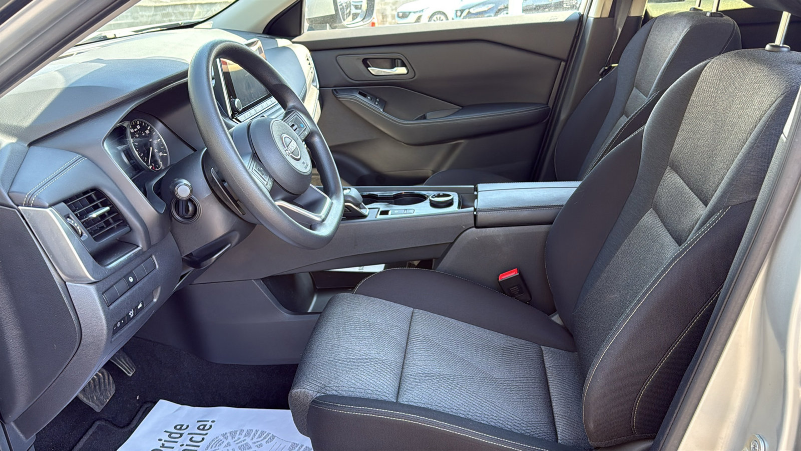 Certified 2024 Nissan Rogue SV AWD/4WD image 19