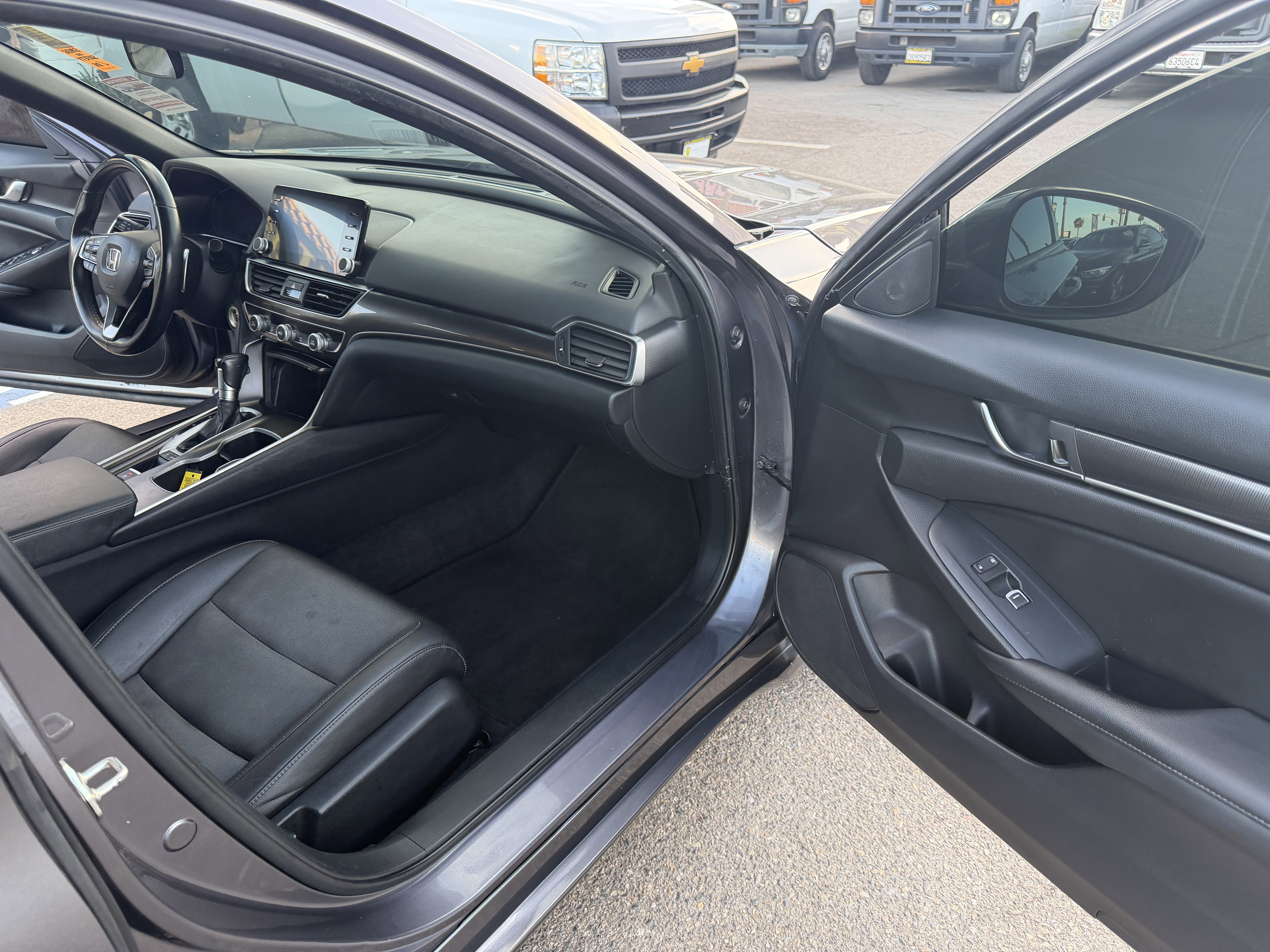 Used 2019 Honda Accord Sport image 13