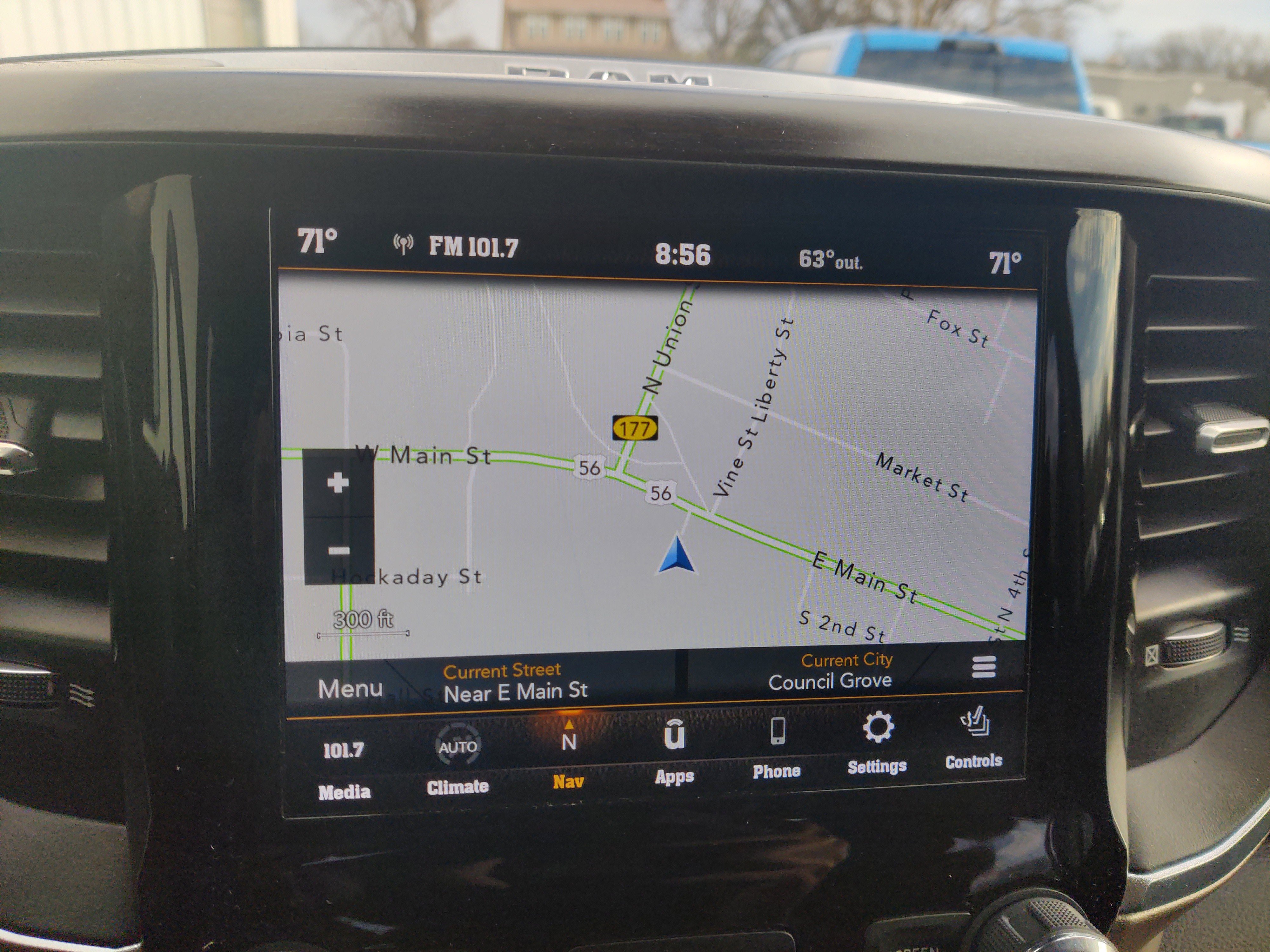 Used 2021 RAM 1500 Laramie image 33