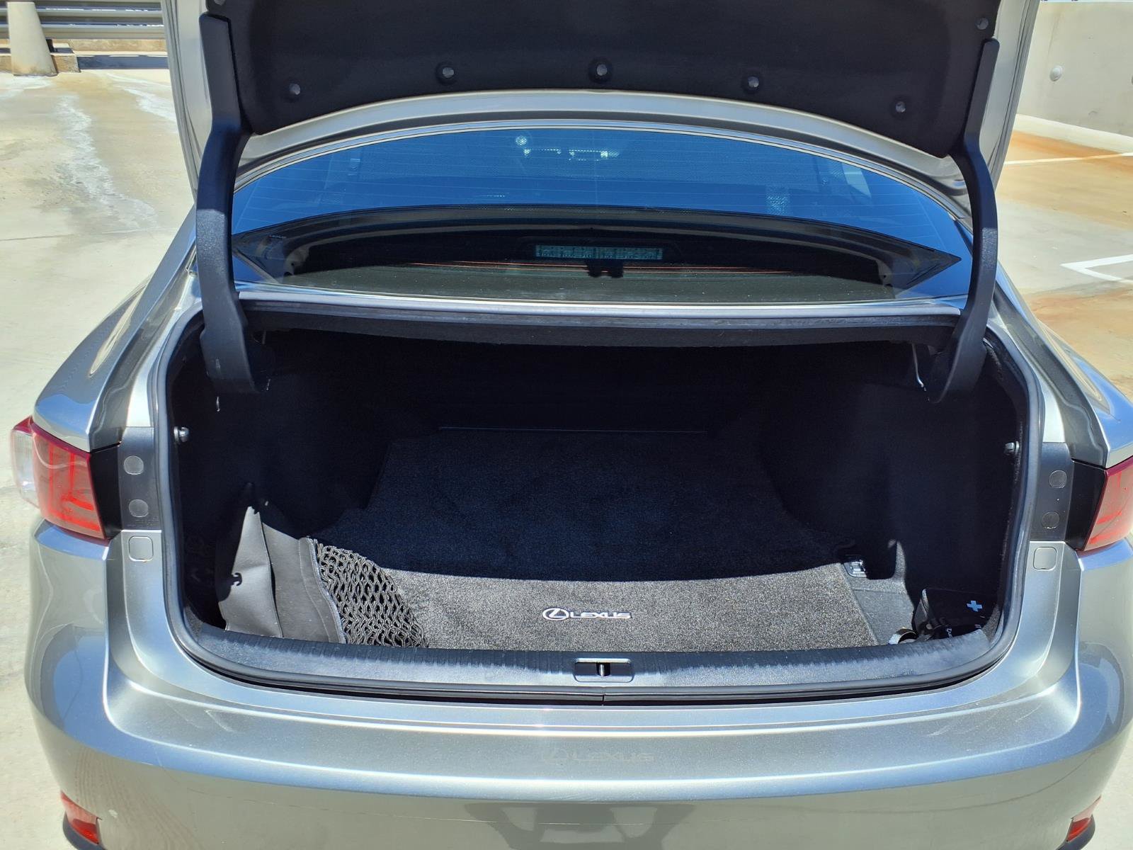 Used 2015 Lexus IS 350 w/ F-Sport Package RWD image 17