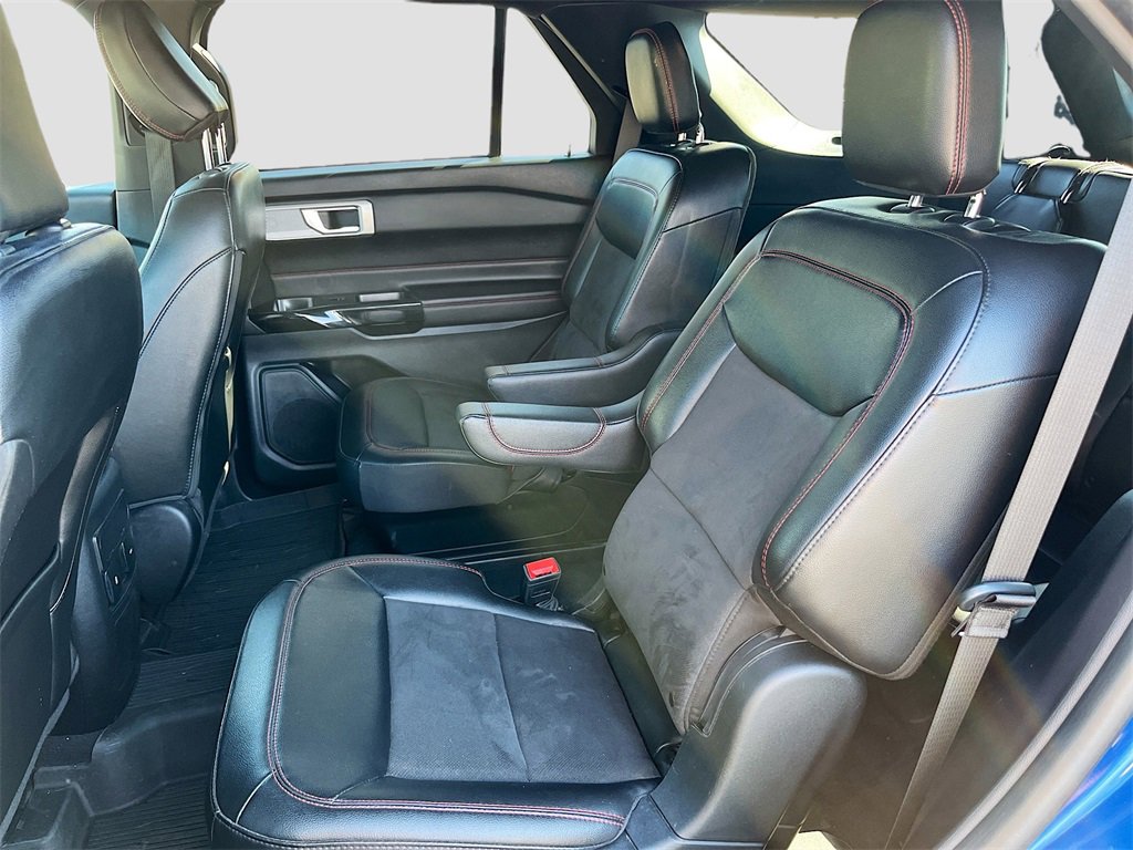 Used 2022 Ford Explorer ST-Line image 25