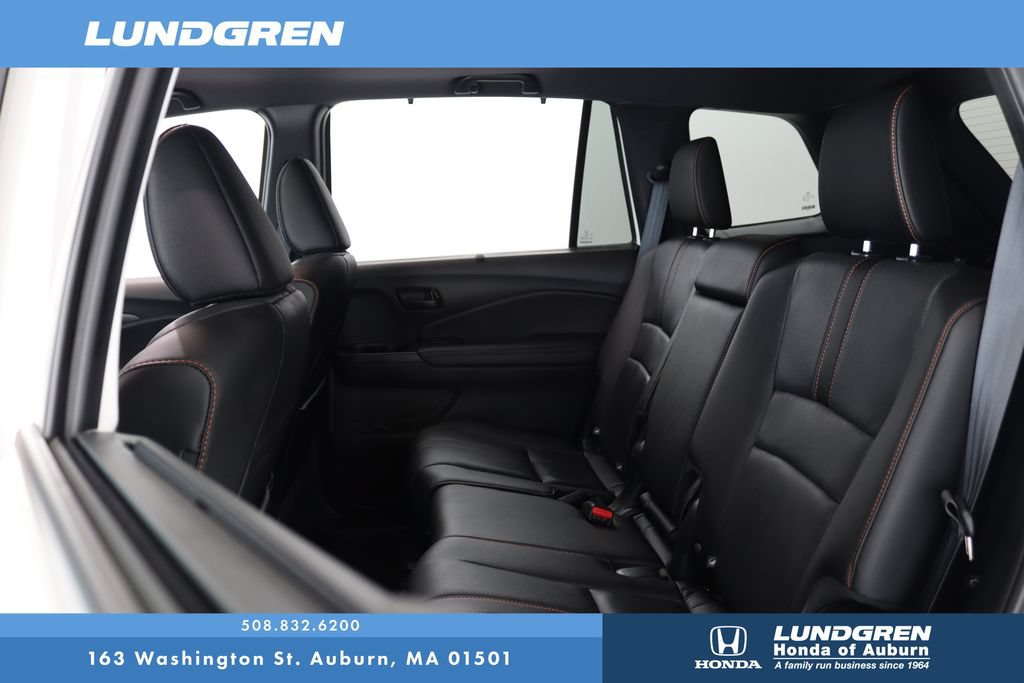 Used 2024 Honda Passport TrailSport image 15