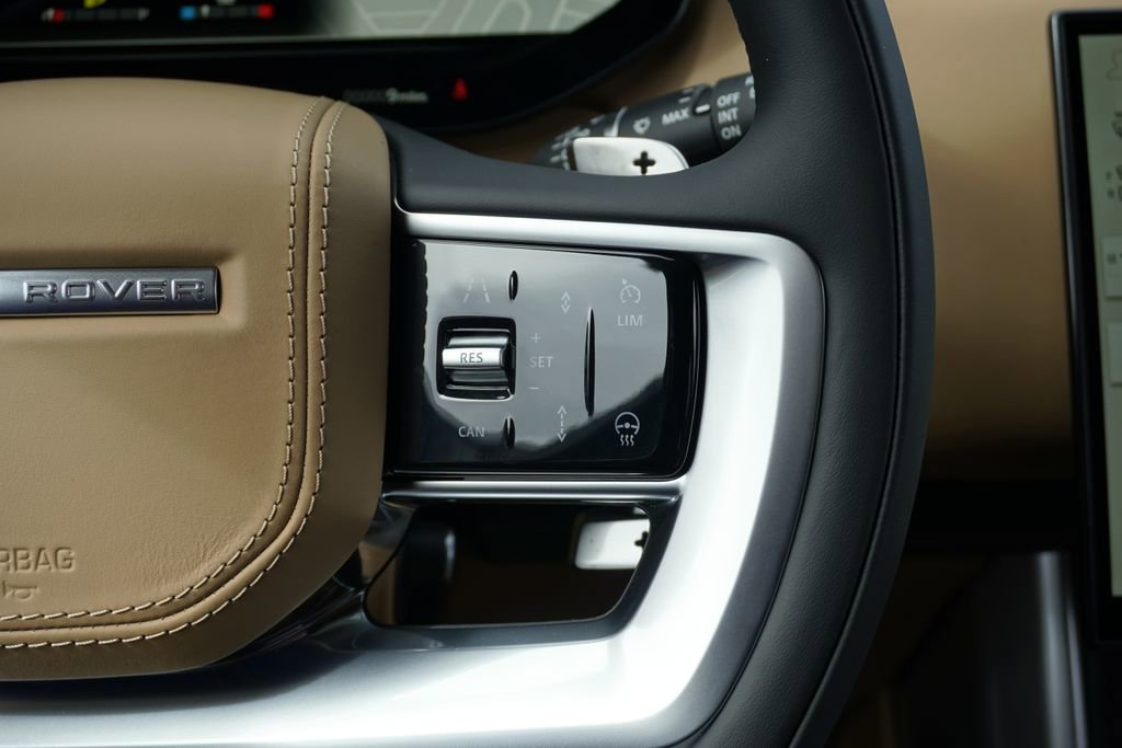 New 2026 Land Rover Range Rover SE AWD/4WD image 13