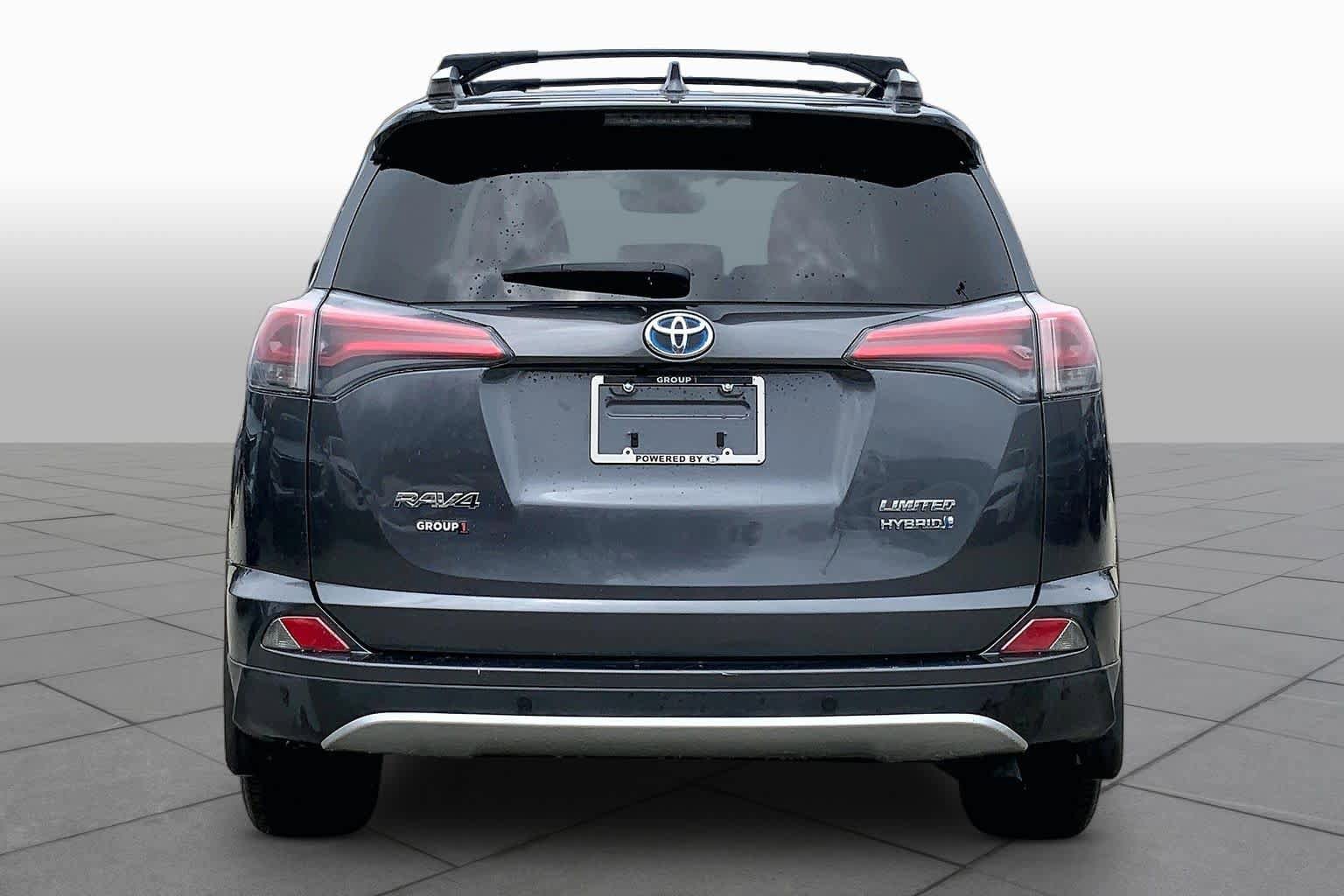 Used 2016 Toyota RAV4 Limited AWD/4WD image 5
