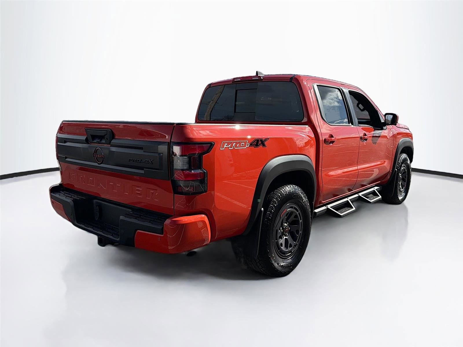 New 2026 Nissan Frontier PRO-4X w/ Pro-4x Convenience Package image 7