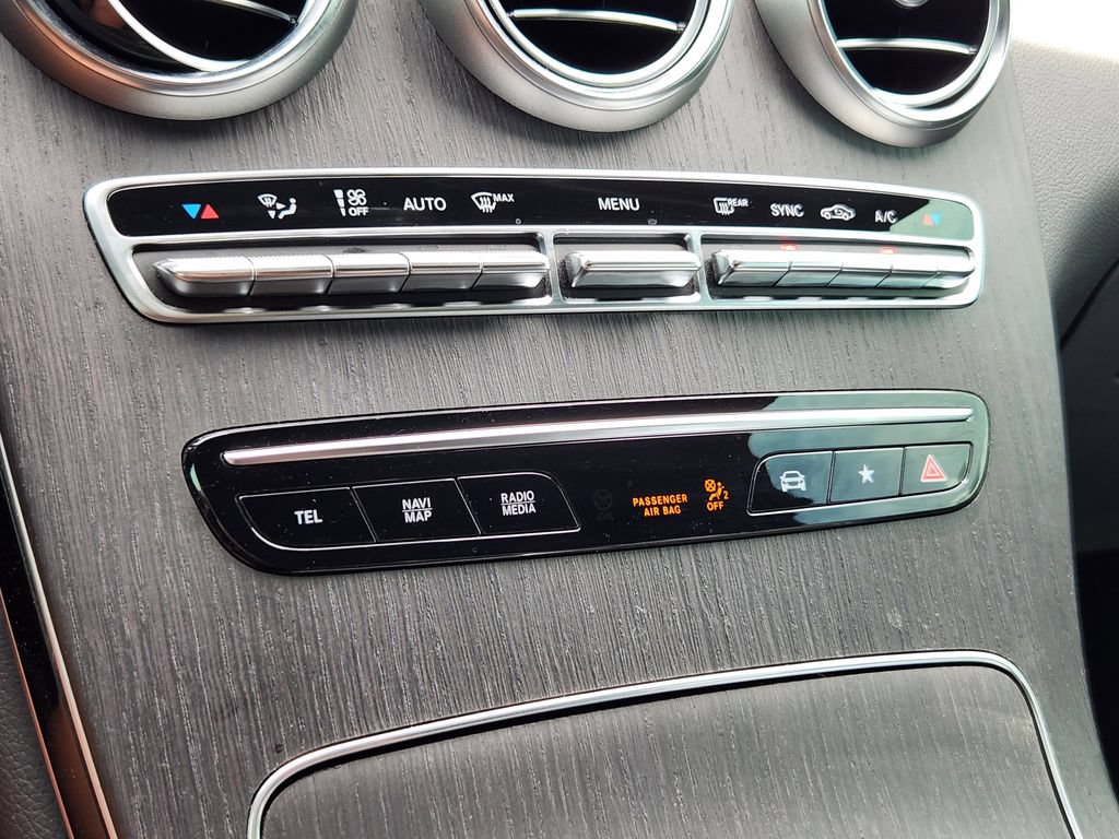 Certified 2023 Mercedes-Benz GLC 300 4MATIC Coupe image 18