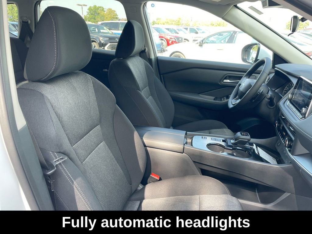 Used 2026 Nissan Rogue SV w/ Cold Weather Package image 38