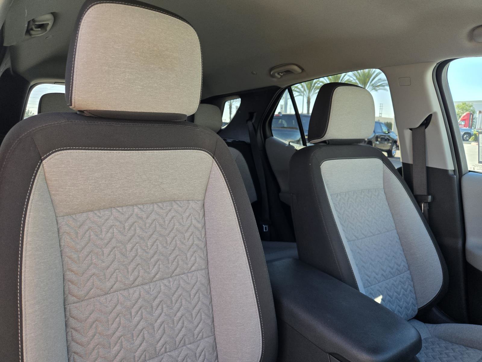 Used 2023 Chevrolet Equinox LS w/ LS Convenience Package image 31