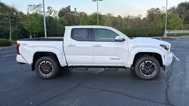 New 2025 Toyota Tacoma TRD Sport image 32