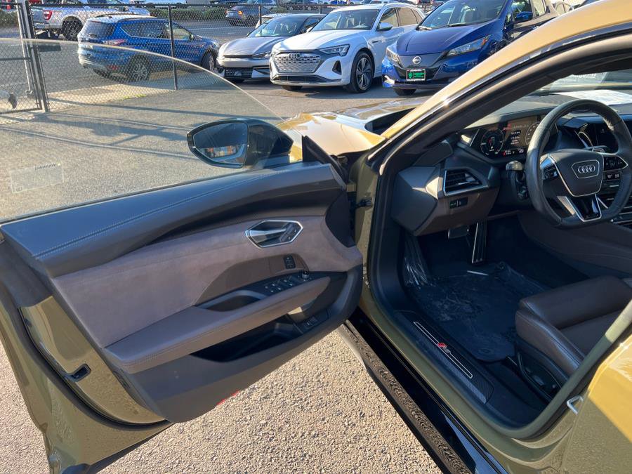 Used 2023 Audi RS e-tron GT w/ Carbon Performance Package image 9