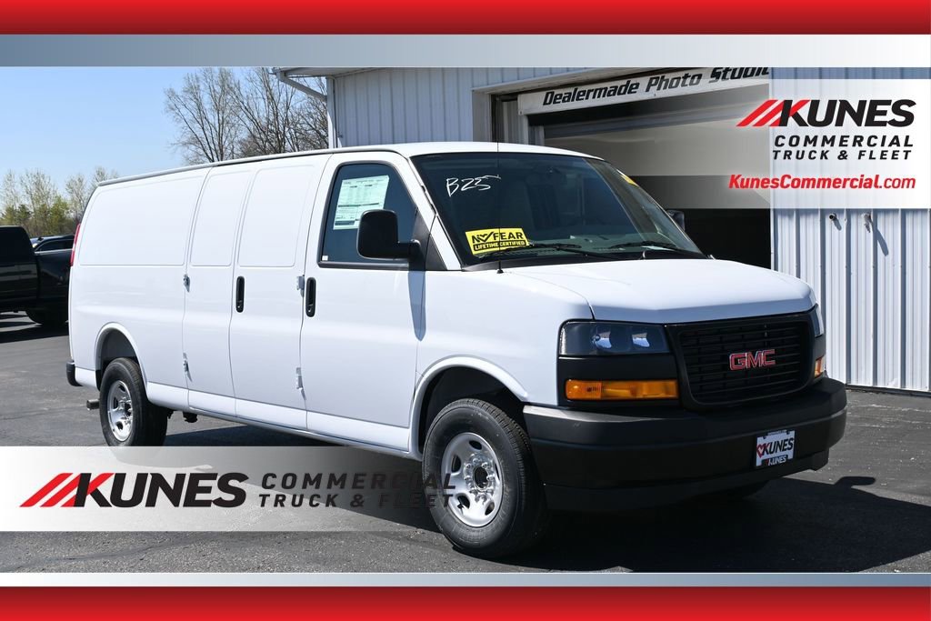 New 2026 GMC Savana 3500 Extended w/ Driver Convenience Package RWD image 1