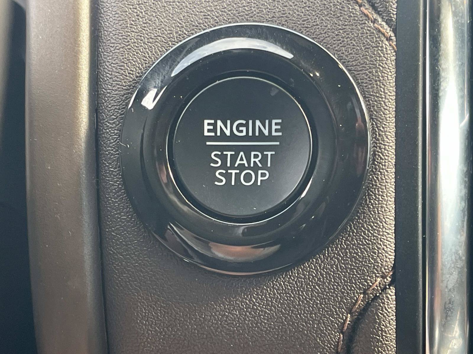 Used 2025 Ford Expedition King Ranch AWD/4WD image 38