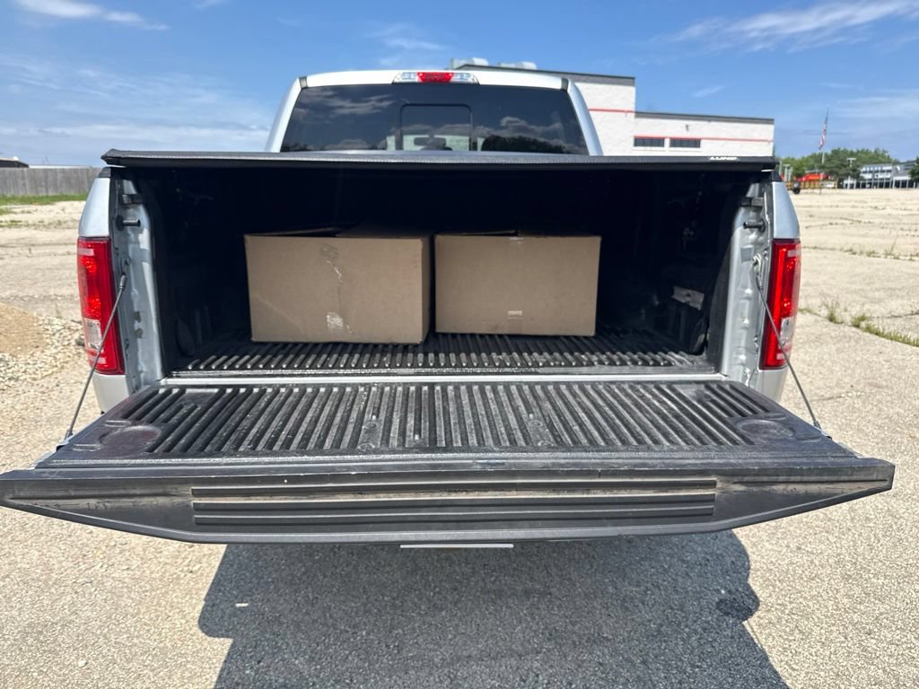 Used 2017 Ford F150 XLT w/ Equipment Group 302A Luxury AWD/4WD image 9