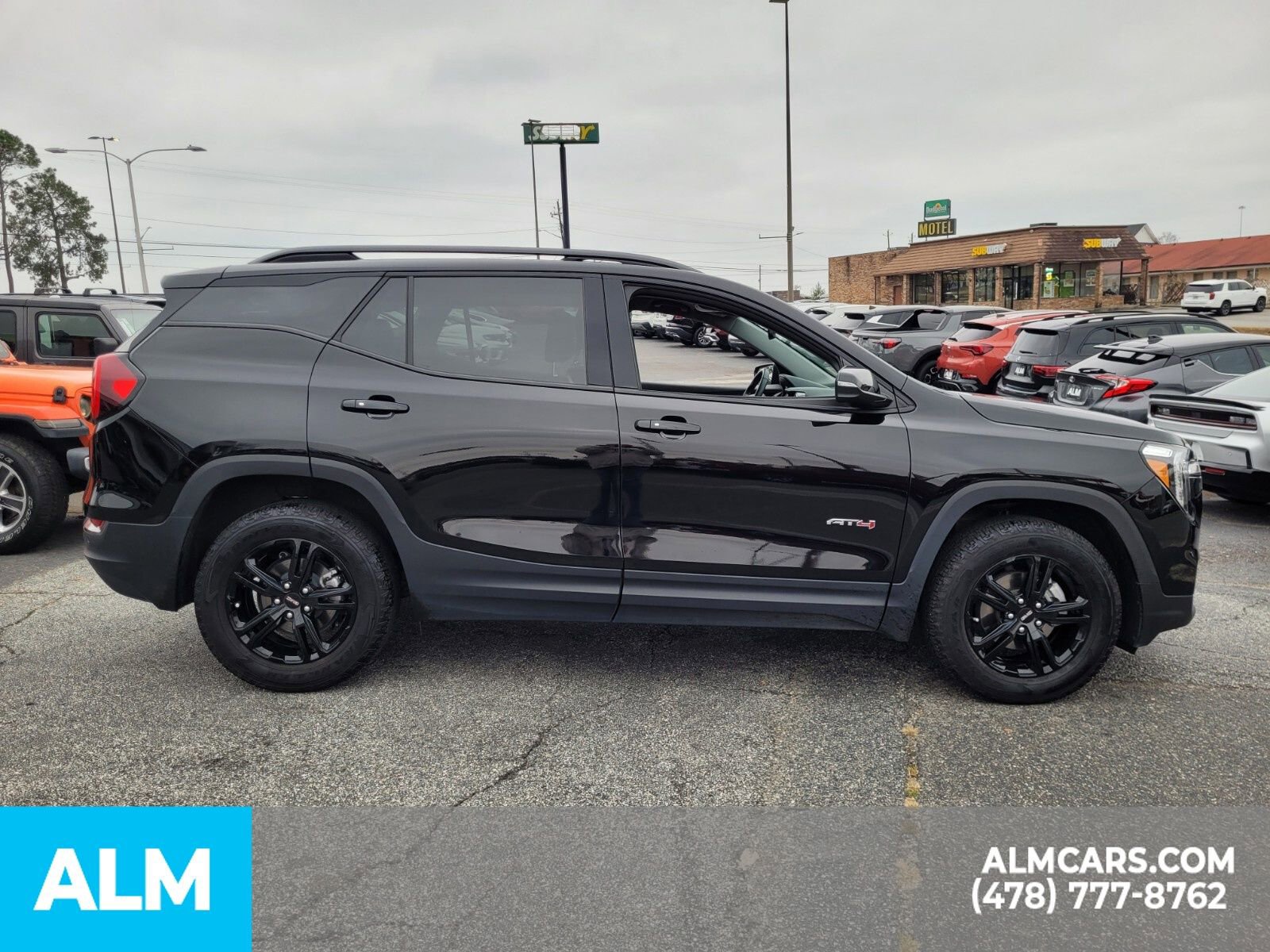 Used 2024 GMC Terrain AT4 image 13