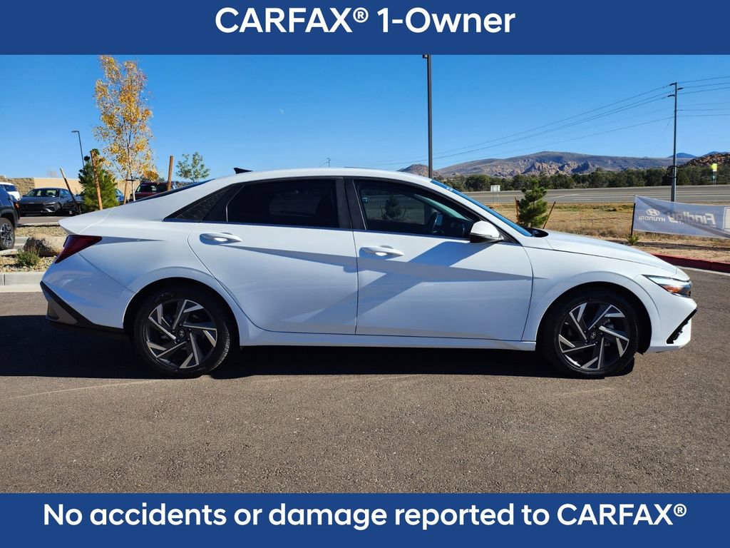 Certified 2024 Hyundai Elantra Limited image 3