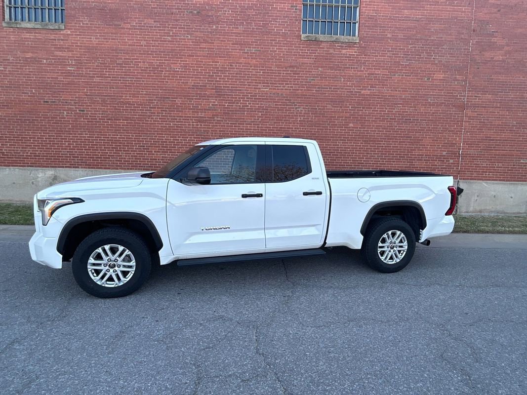 Used 2022 Toyota Tundra SR5 AWD/4WD image 2