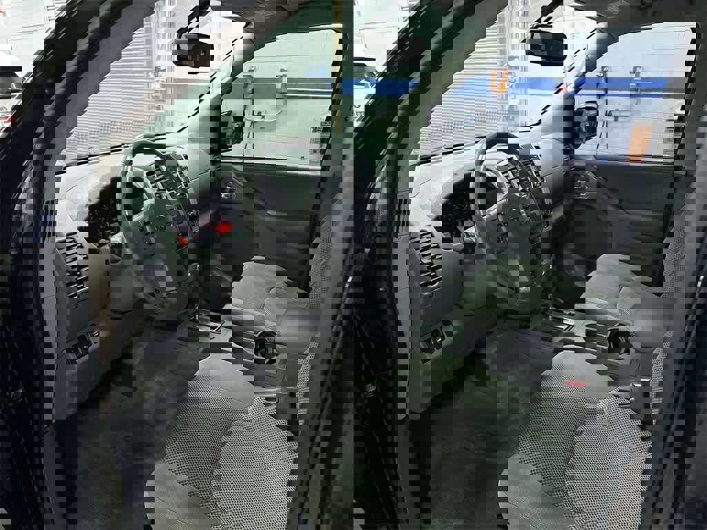 Used 2018 Nissan Frontier SV w/ Value Truck Package image 27