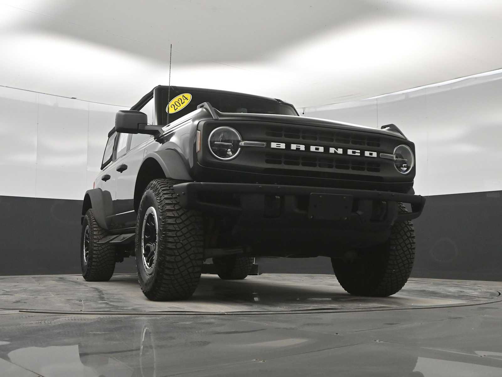 Used 2024 Ford Bronco Black Diamond w/ Sasquatch Package AWD/4WD image 33