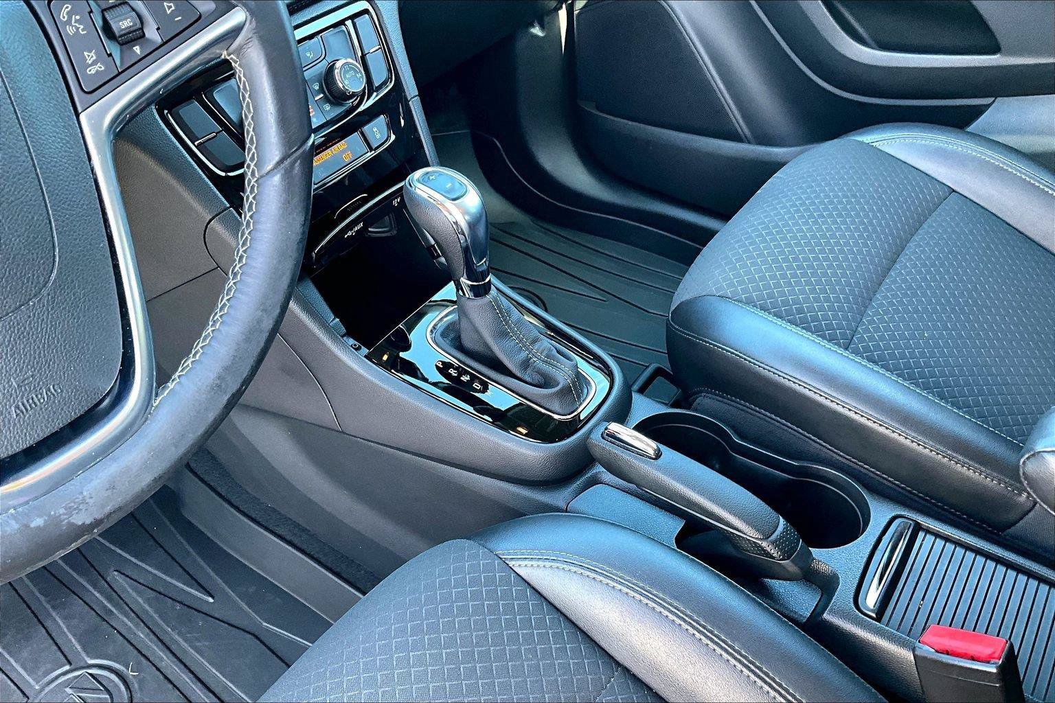 Used 2019 Buick Encore Sport Touring w/ Safety Package FWD image 15