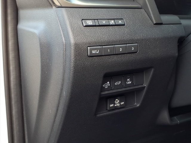 New 2026 Lexus GX 550 w/ Cold Area Package AWD/4WD image 19