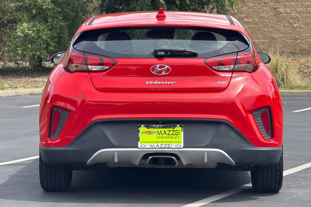 Used 2019 Hyundai Veloster 2.0 FWD image 12