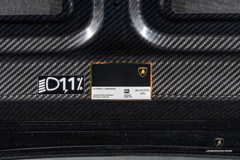 Used 2023 Lamborghini Huracan Tecnica image 6