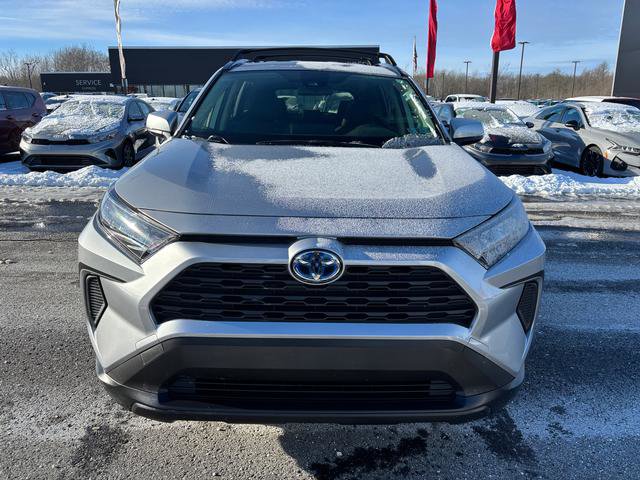 Used 2022 Toyota RAV4 LE image 2