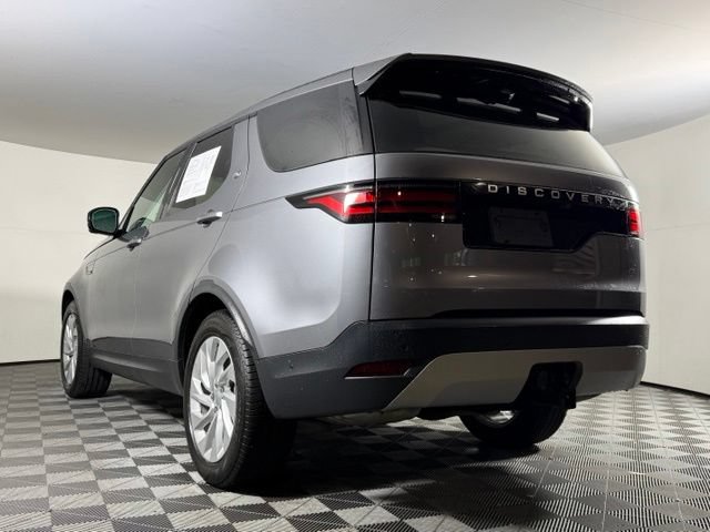 Used 2025 Land Rover Discovery S AWD/4WD image 4
