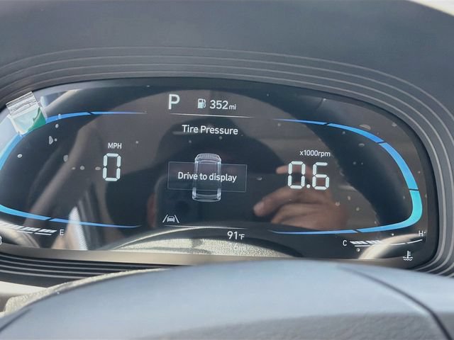 New 2026 Hyundai Venue SEL FWD image 12