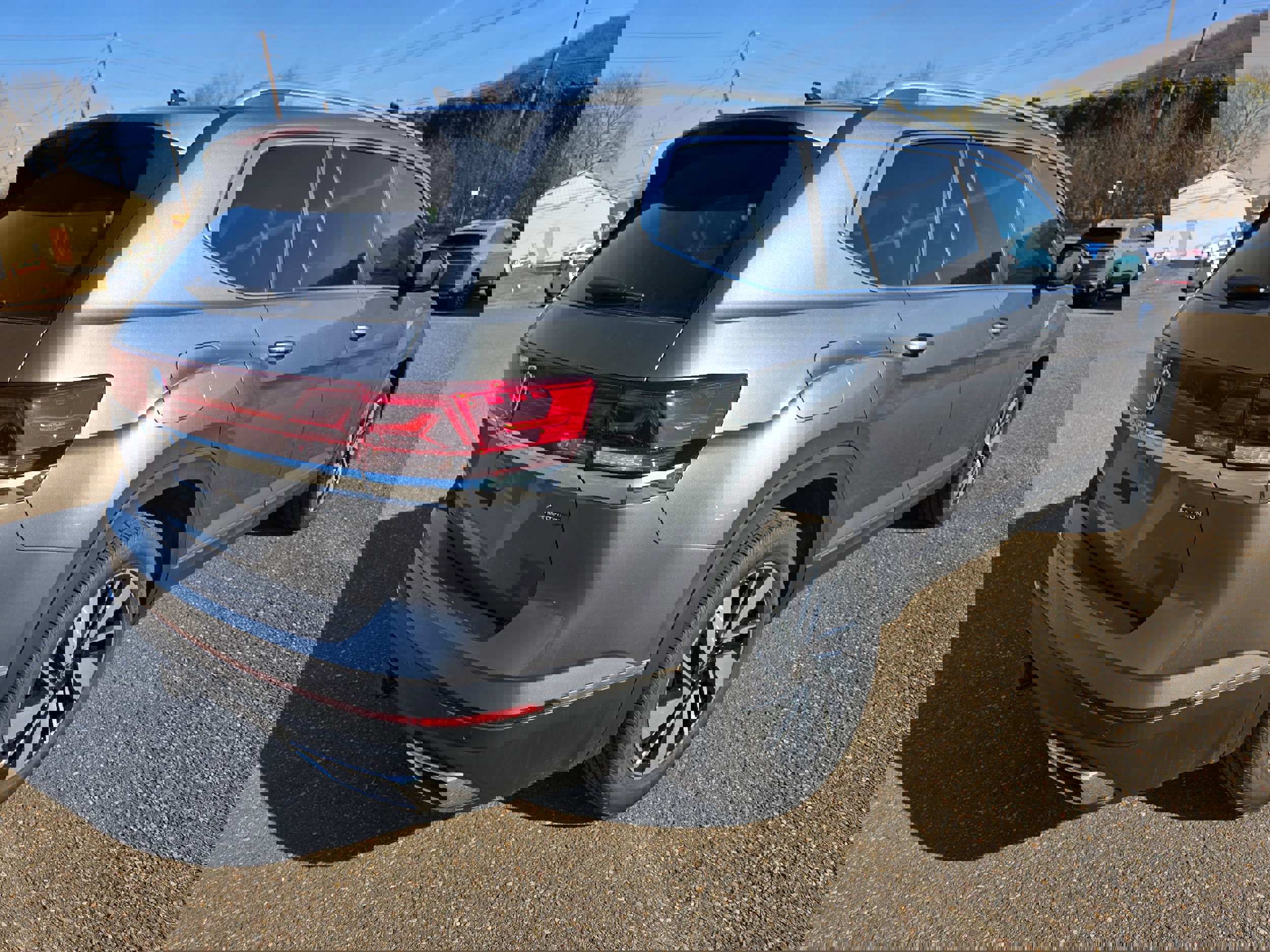 New 2025 Volkswagen Atlas SEL image 7