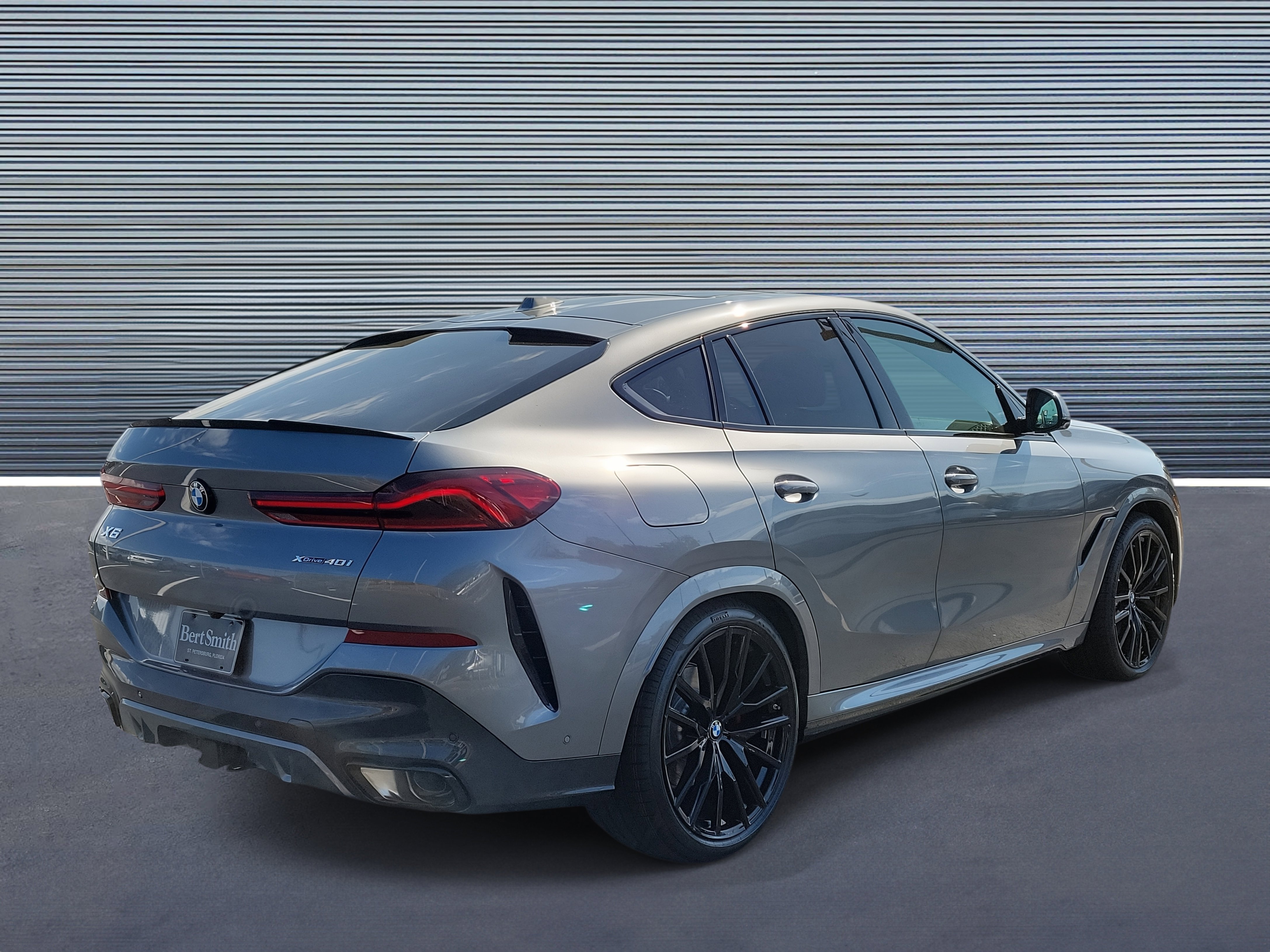 New 2026 BMW X6 xDrive40i image 3