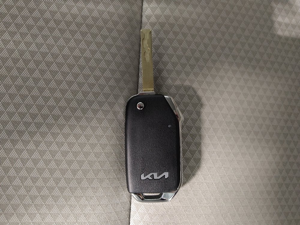 Used 2022 Kia Soul LX image 32